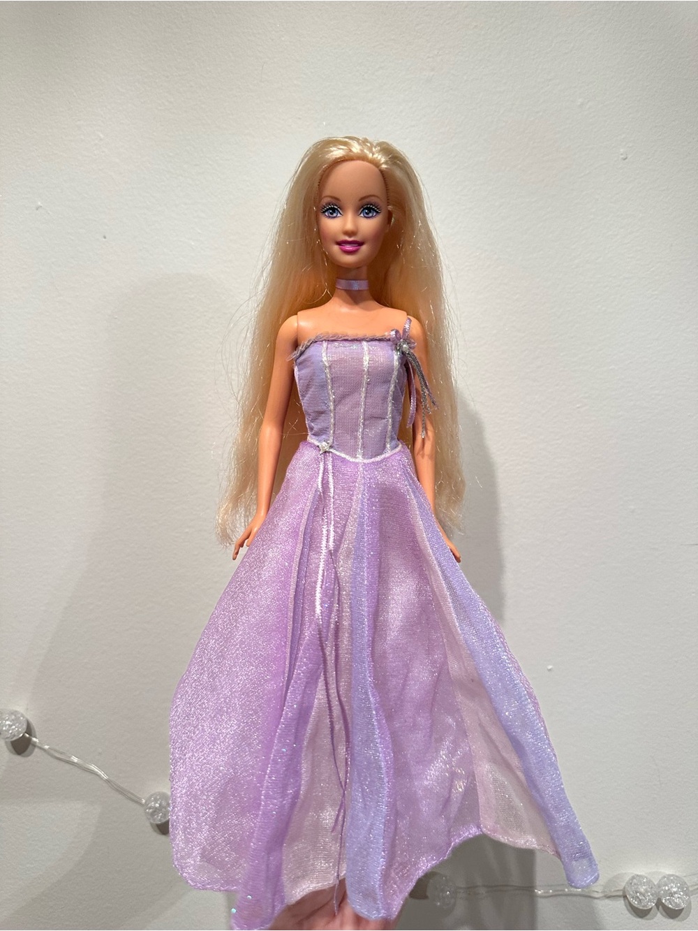 Barbie and The Magic of Pegasus Barbie Princess Annika Doll figure Mattel